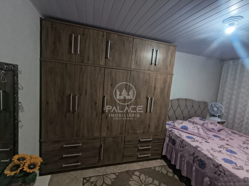 Imagens do imóveis Casa  de esquina excelente á venda na Balbo