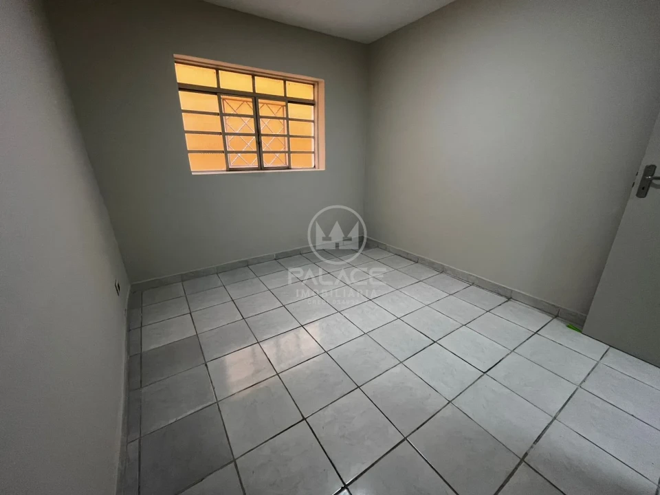 CASA PARA ALUGAR NA VILA INDEPENDENCIA, C/ 4 QUARTOS - SENDO 145.5m²
