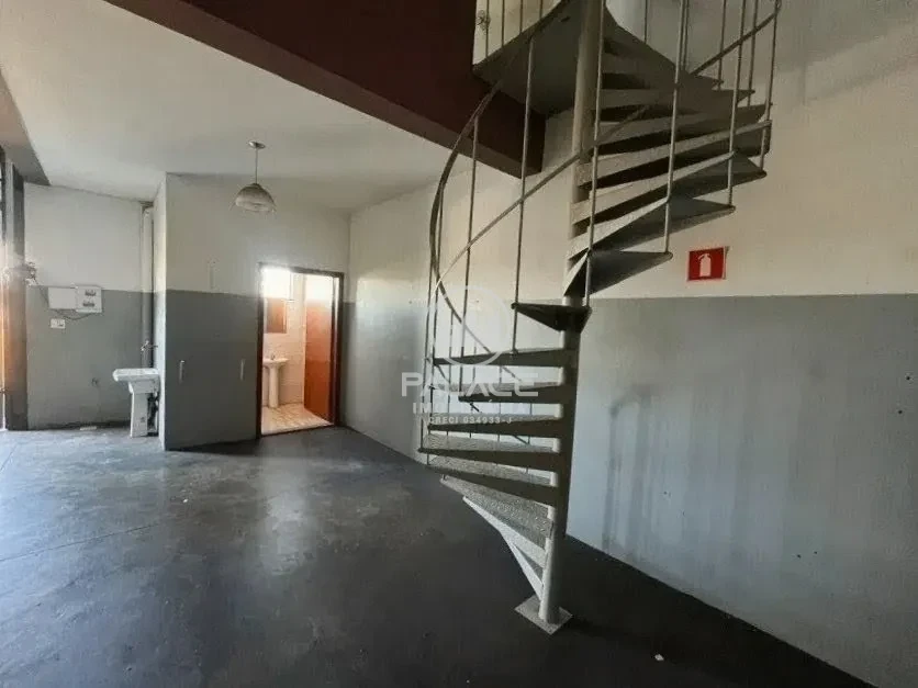 Barracão disponivel para locação