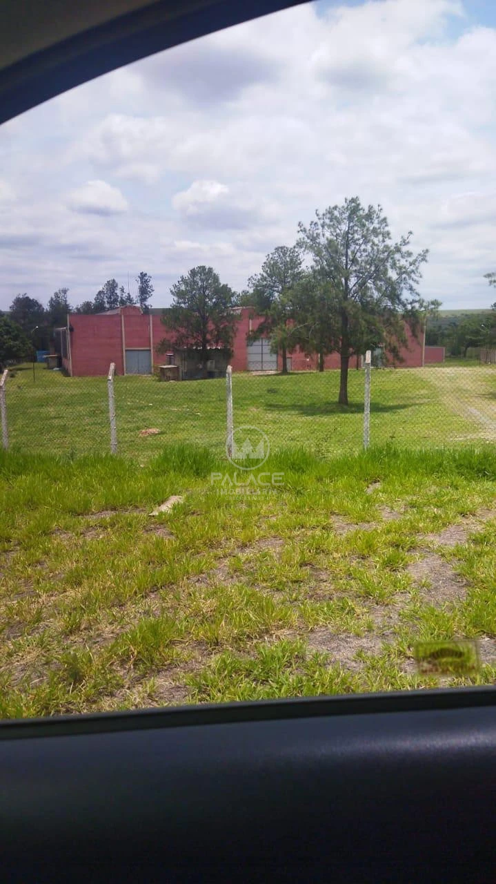 BARRACAO / LOCACAO / MOMBUCA / 3000m² area construida / 20000 m² terreno