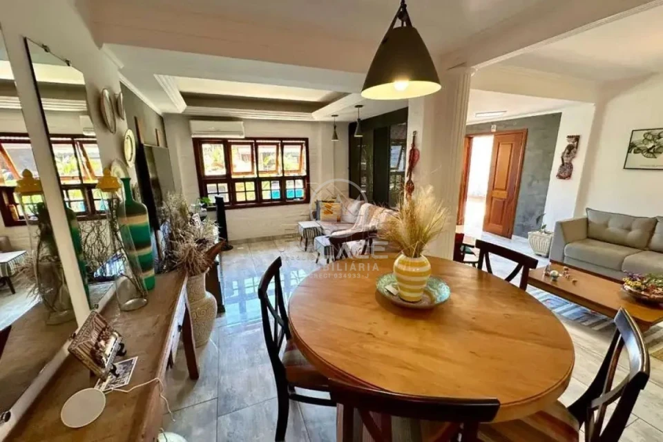 Casa, 4 quartos, 350 m² - Foto 11