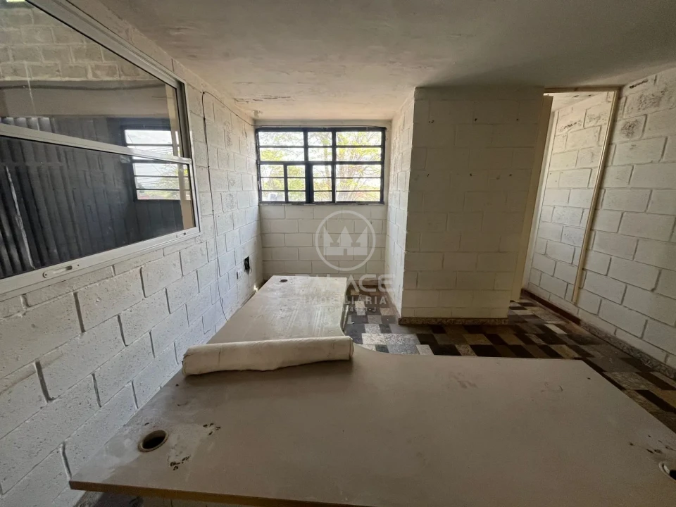 BARRACÃO COMERCIAL PARA ALUGAR EM PARQUE SÃO JORGE COM 250M² - Foto 19