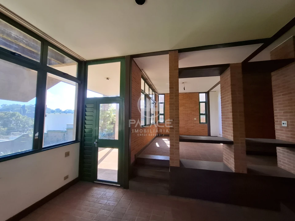 Linda Casa no Bairro São Dimas/Clube de Campo