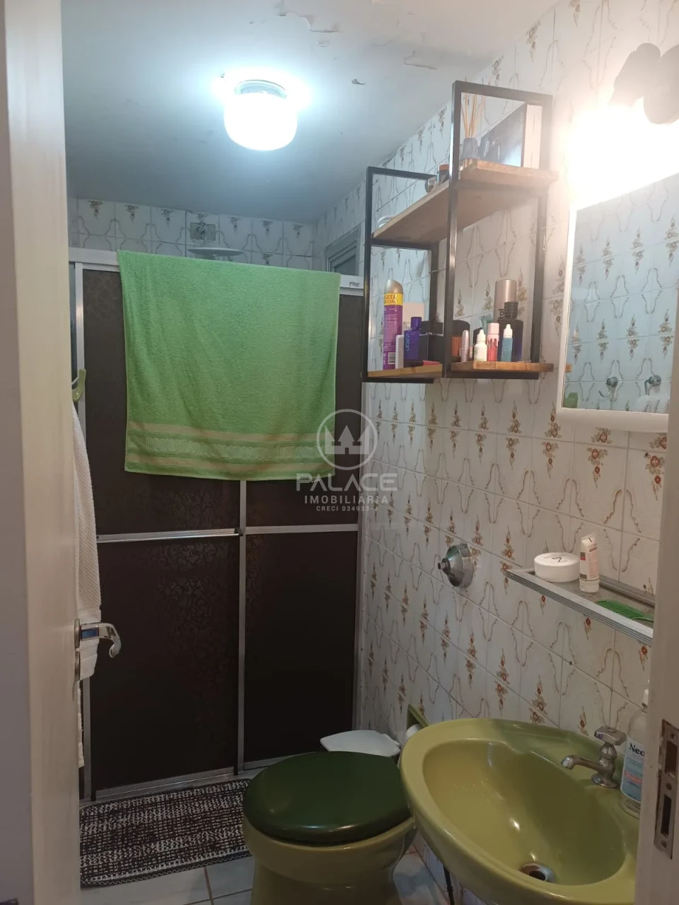APARTAMENTO A VENDA NO EDIFICIO VERSALHES