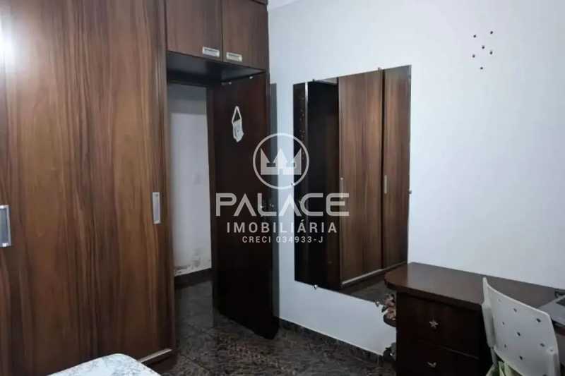 Casa de rua : Térrea / Residencial / Água Branca