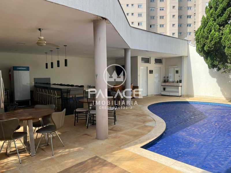 Imagens do imóveis Casa de rua -  / Residencial / Centro