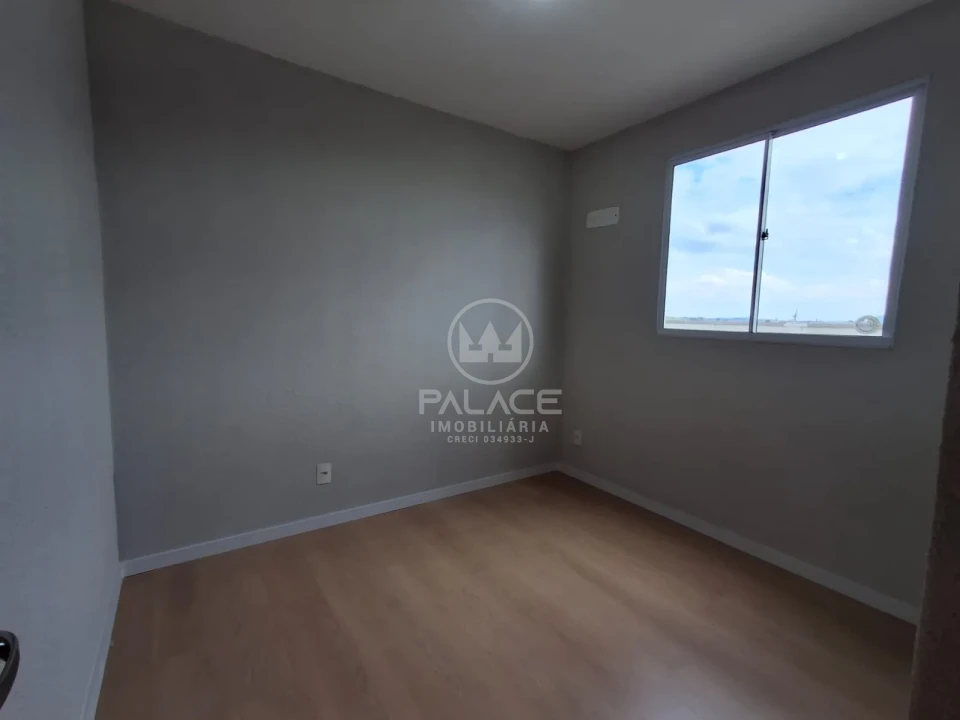 Apartamento Condominio Piazza Platina, bairro Jupiá, Piracicaba, SP.