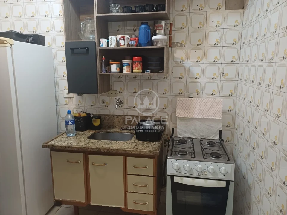 APARTAMENTO A VENDA NO EDIFICIO VERSALHES
