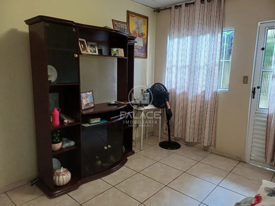 LINDA CASA A VENDA , NA RUA BARRA BONITA,  BAIRRO SANTA TEREZINHA