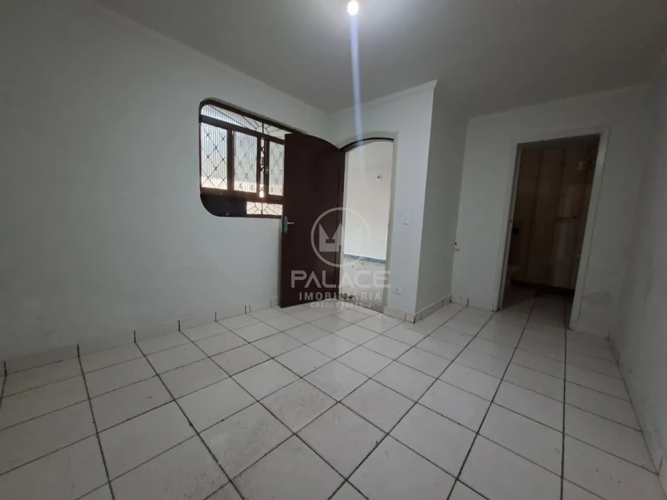 Casa à Venda no Algodoal