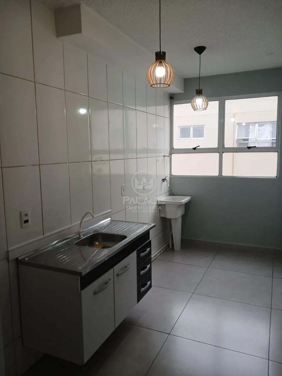 Apto á Venda no Condominio Ipê Amarelo  - Parque Orlanda 1