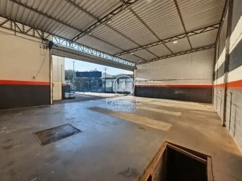 Barracão disponivel para locação