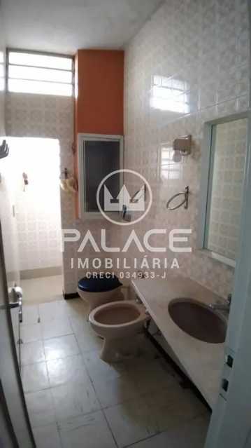 Imagens do imóveis Ampla casa comercial no centro de Piracicaba. 370m² de terreno e 245m² de construção.