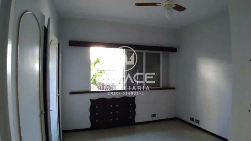 Imagens do imóveis Ampla casa comercial no centro de Piracicaba. 370m² de terreno e 245m² de construção.