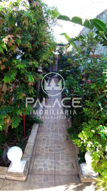 Imagens do imóveis Ampla casa comercial no centro de Piracicaba. 370m² de terreno e 245m² de construção.