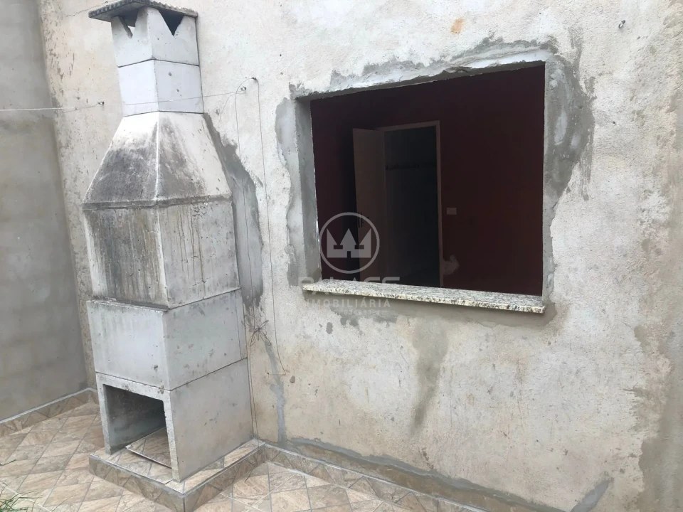 CASA / SOBRADO  A VENDA NO KOBAYAT LIBANO