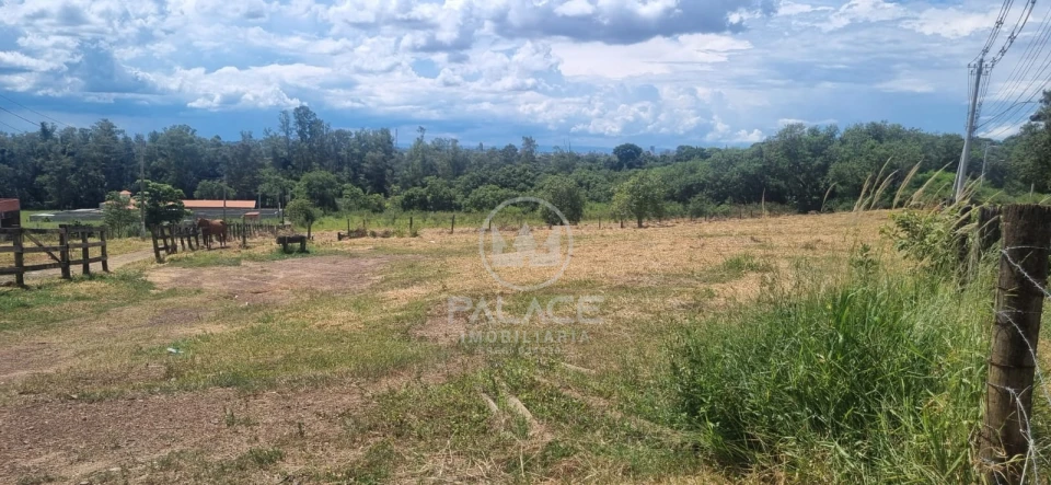 Excelente área para indústrias e transportadoras de grande porte