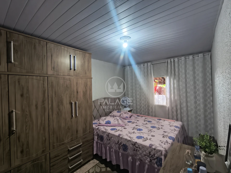 Imagens do imóveis Casa  de esquina excelente á venda na Balbo