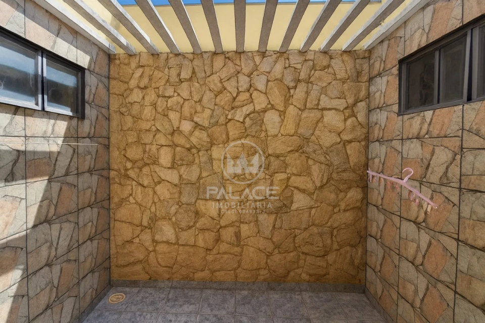 CASA / SOBRADO / VENDA / LOCACAO / POMPEIA - 3 QUARTOS