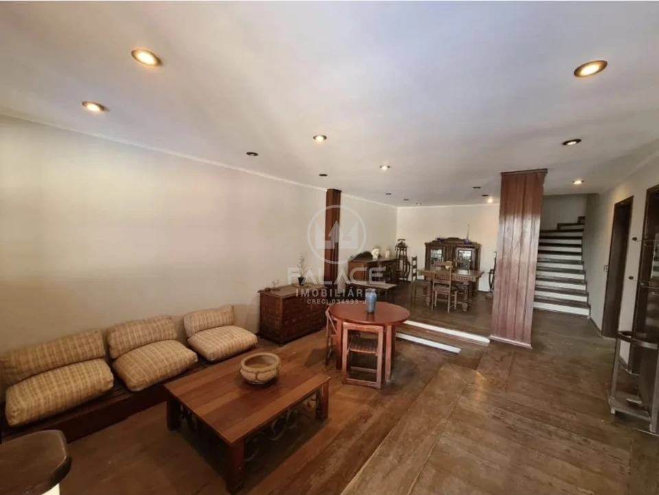 Sobrado À Venda No Centro De Piracicaba