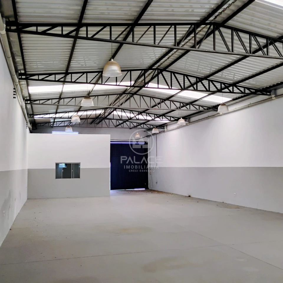 Barracão disponivel para locação