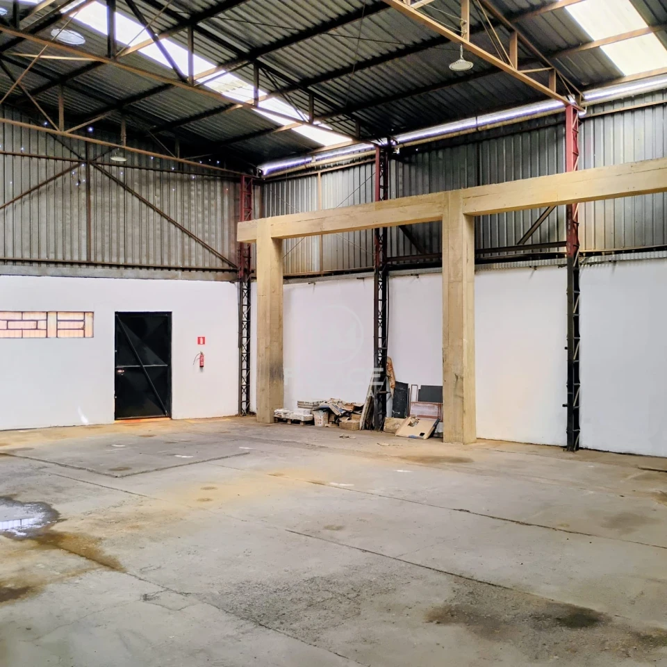 Barracão disponivel para locação no bairro Santa Rosa