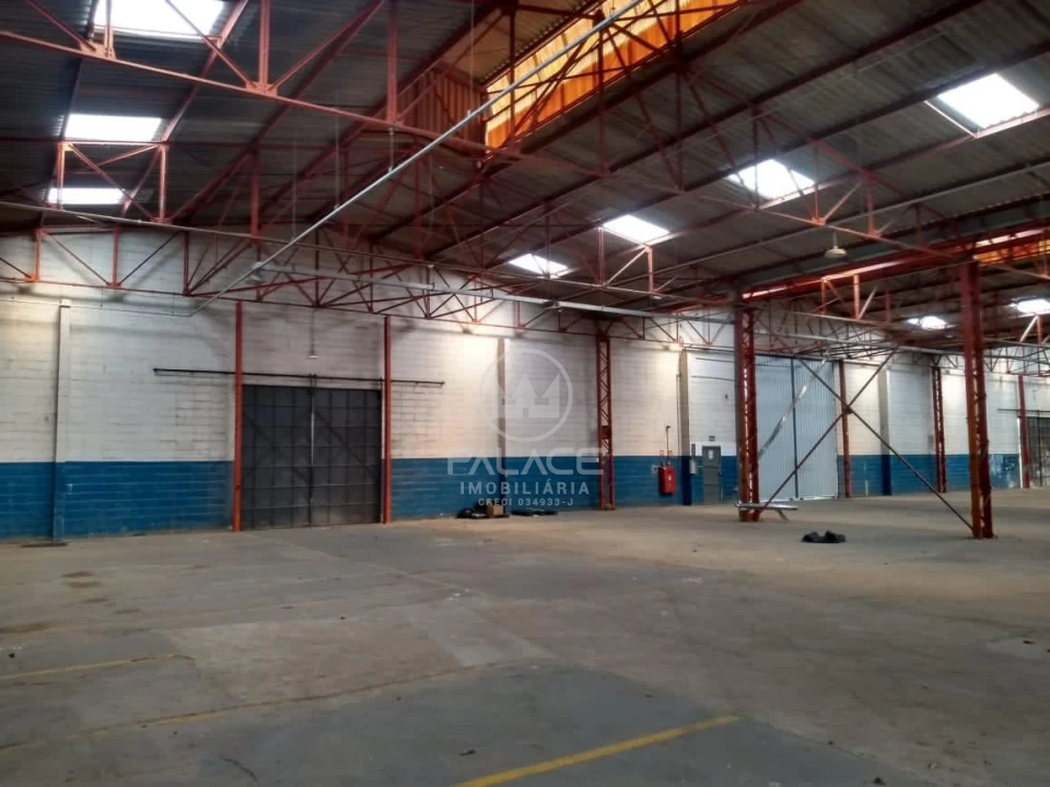 BARRACAO / LOCACAO / MOMBUCA / 3000m² area construida / 20000 m² terreno