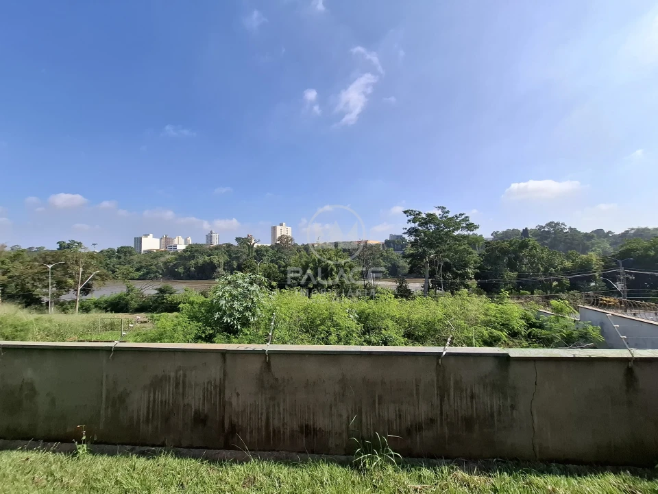 Linda Casa no Bairro São Dimas/Clube de Campo