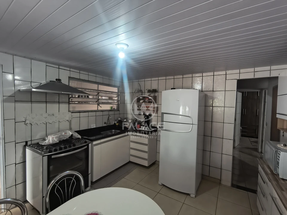 Casa  de esquina excelente á venda na Balbo