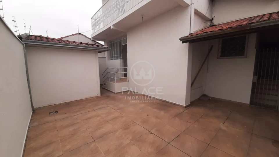CASA PARA LOCAÇÃO /  3 QUARTOS / 5 VAGAS DE GARAGEM /COMERCIAL /  RESIDENCIAL