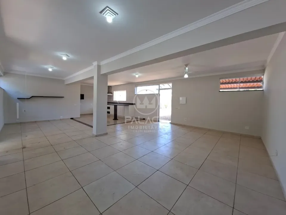 Casa, 3 quartos, 194 m² - Foto 2