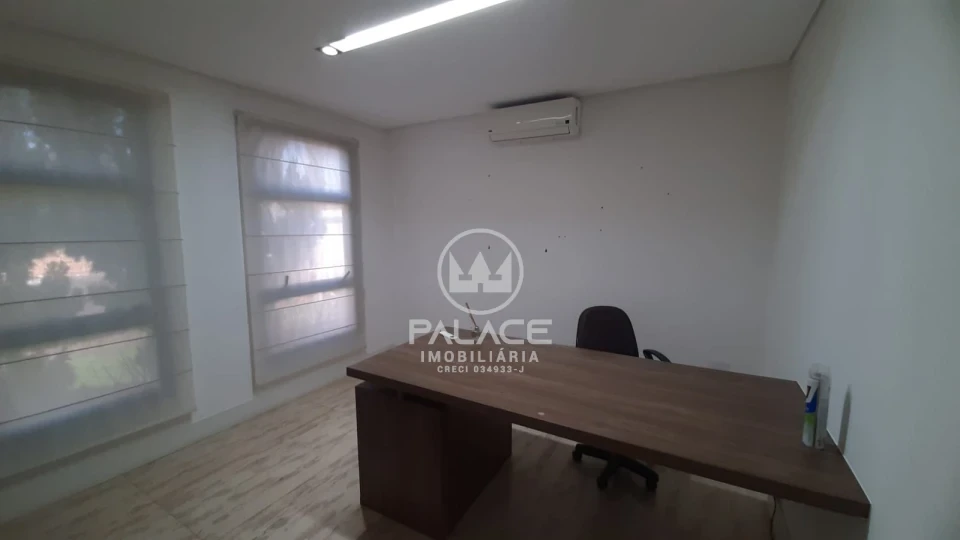 CASA PARA LOCAÇÃO / 4 QUARTOS / PARK CAMPESTRE