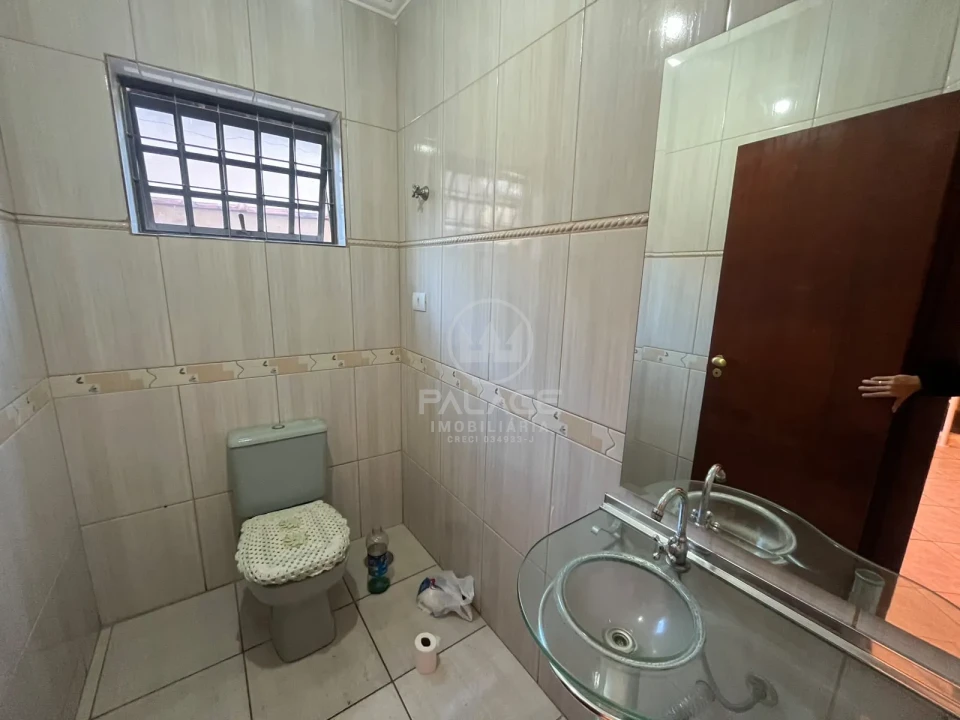 Casa para alugar, 3 quartos, sendo 1 suíte, 2 vagas, no Santa Rosa em Piracicaba / SP