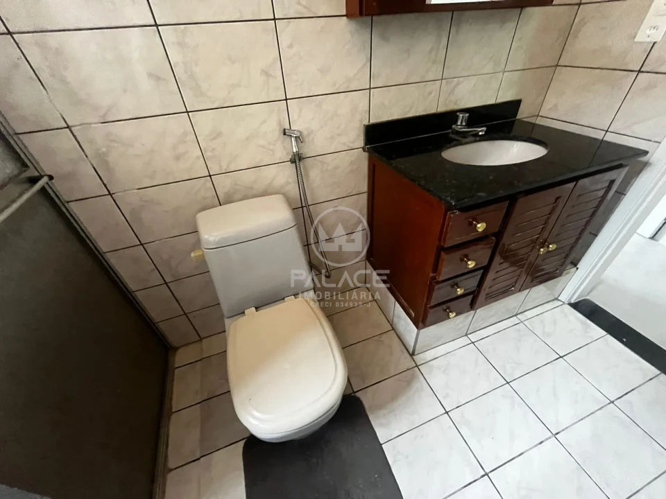 CASA PARA ALUGAR NA VILA INDEPENDENCIA, C/ 4 QUARTOS - SENDO 145.5m²