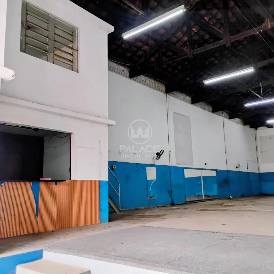 Barracão disponivel para locação