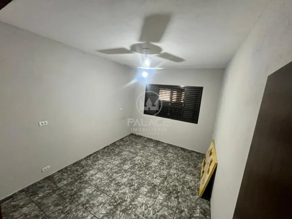 Imóvel residencial e terreno comercial disponível para locação - Foto 24