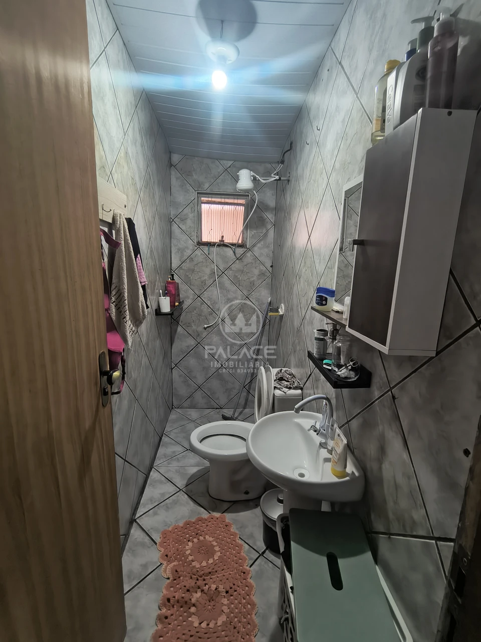 Casa  de esquina excelente á venda na Balbo