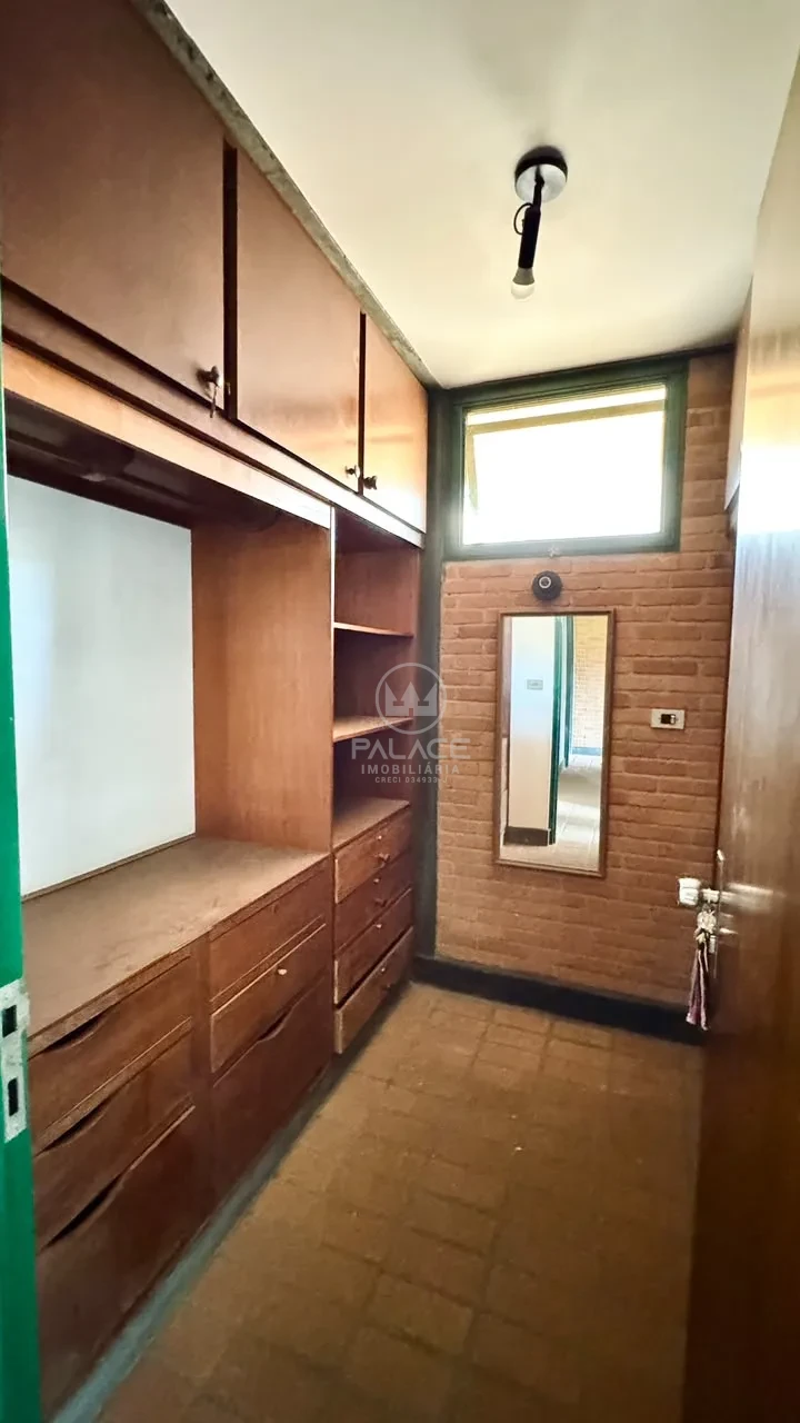 Linda Casa no Bairro São Dimas/Clube de Campo