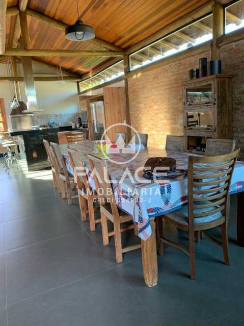 Imagens do imóveis casa condomínio ondas grandes