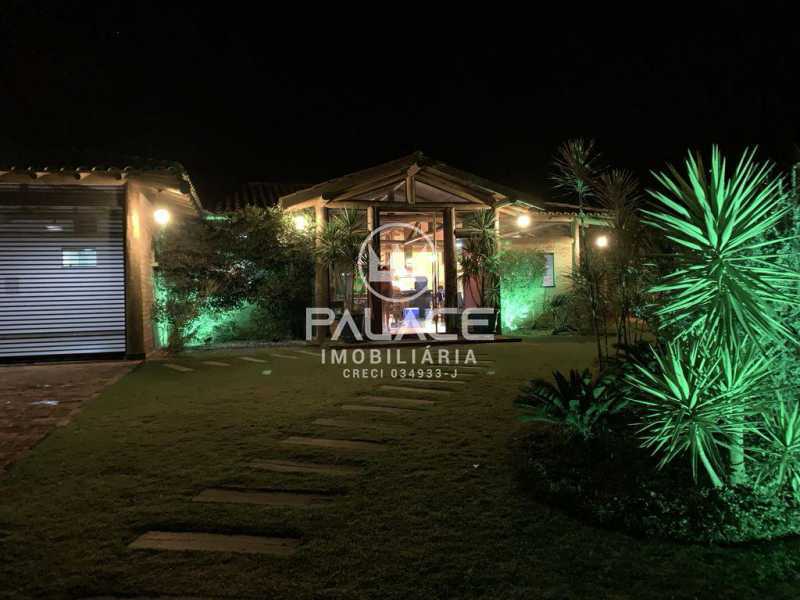 Imagens do imóveis casa condomínio ondas grandes