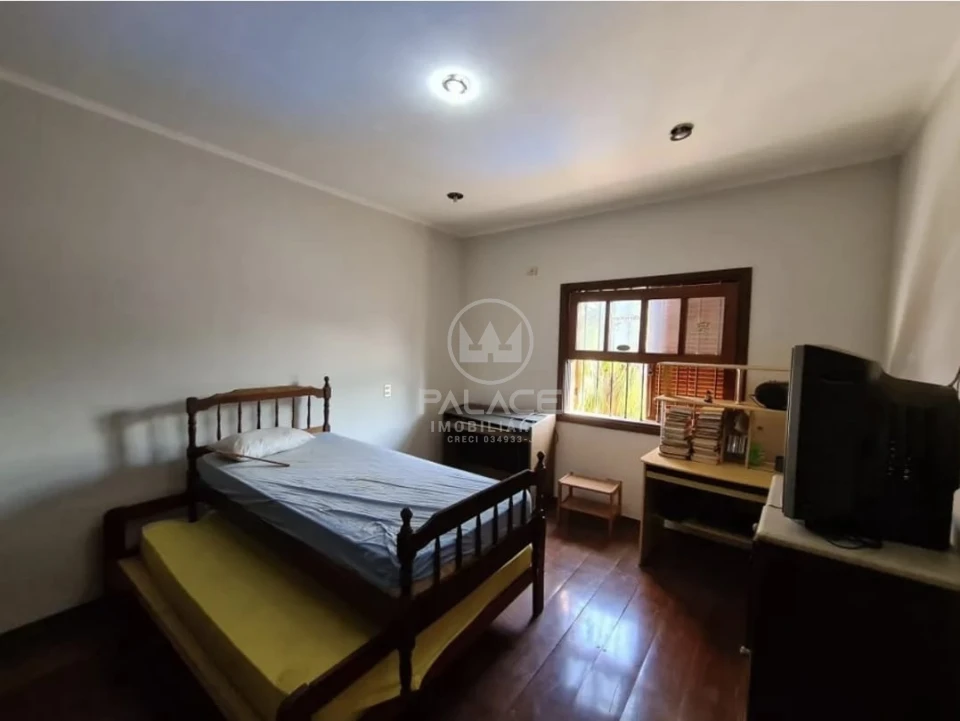 Sobrado À Venda No Centro De Piracicaba