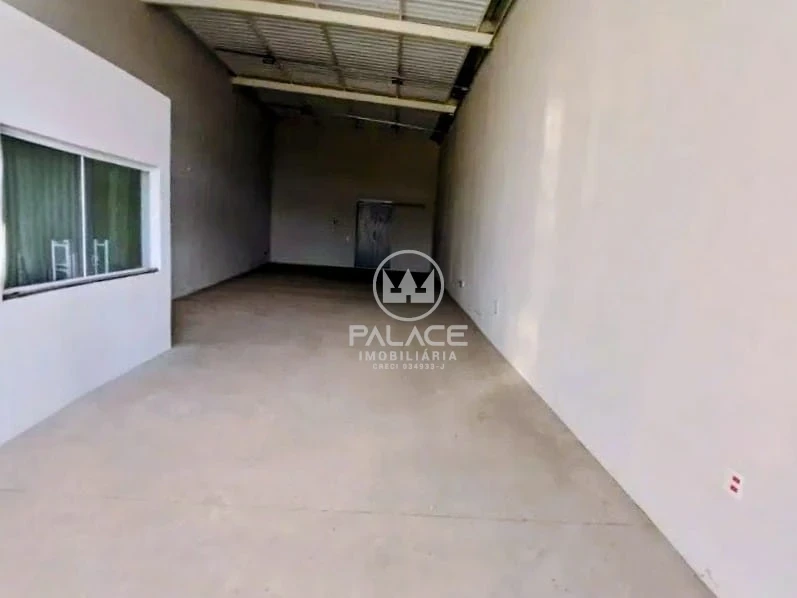 Barracão disponivel para locação