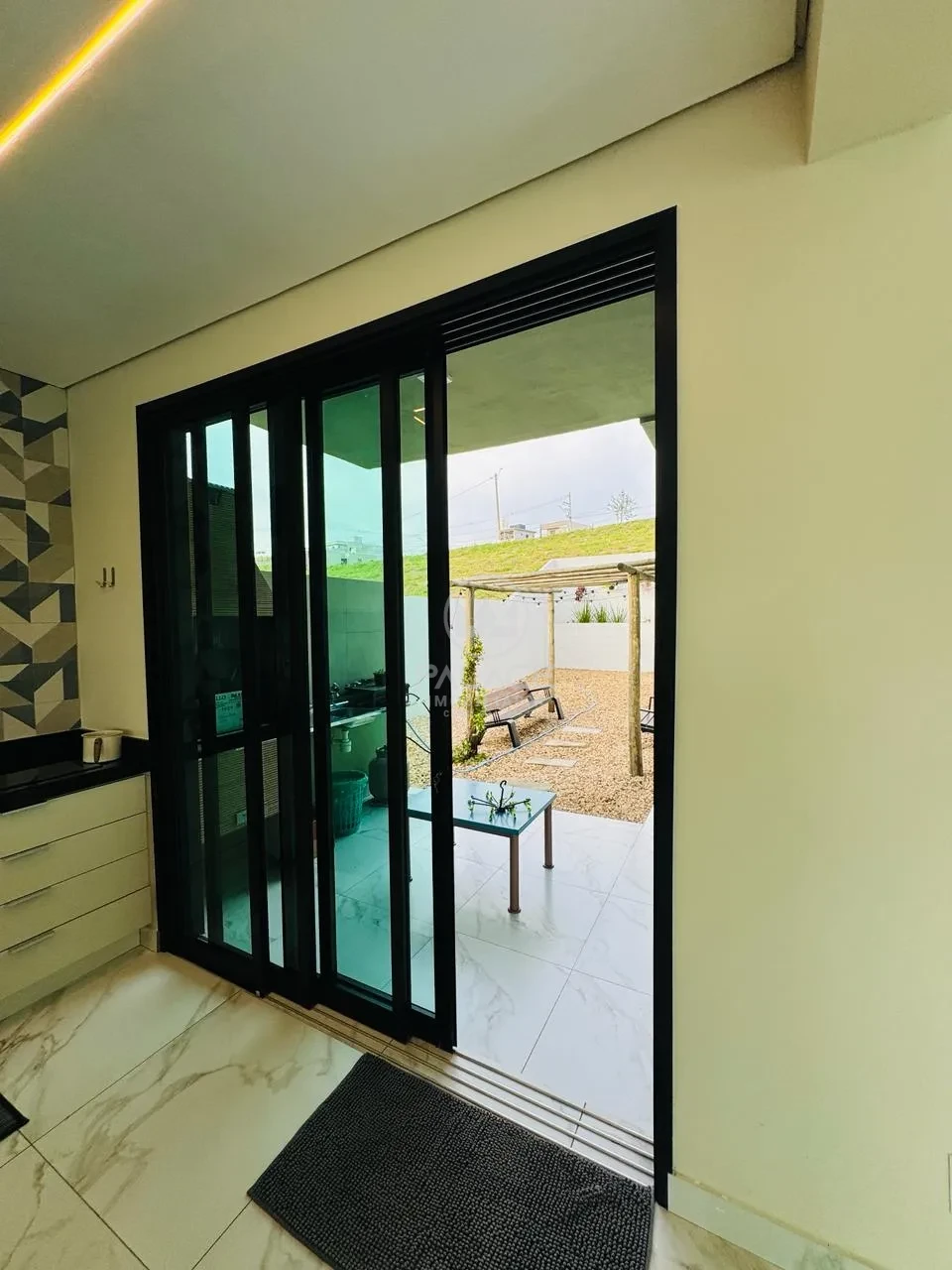 Casa à Venda no Condominio Residencial Canadá