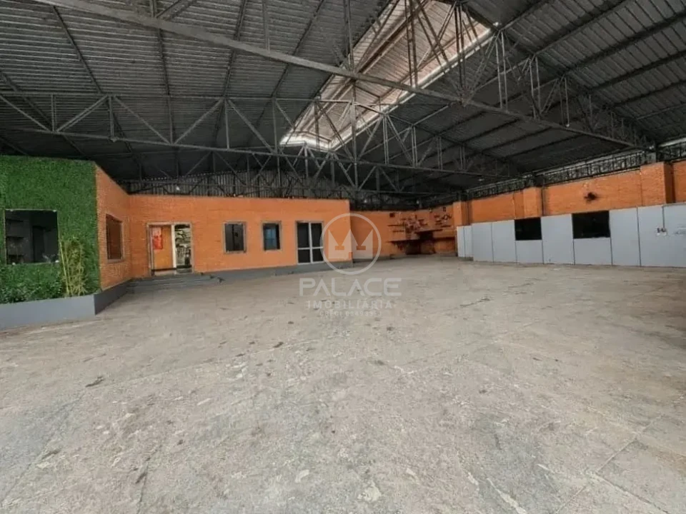 Barracão disponivel para locação