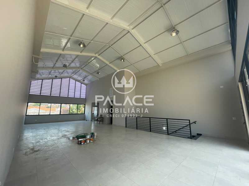 Imagens do imóveis Barracão -  / Comercial / Vila Rezende