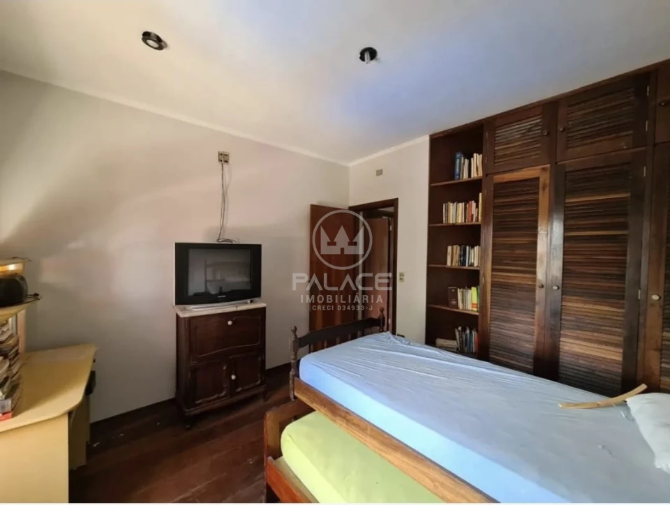 Sobrado À Venda No Centro De Piracicaba