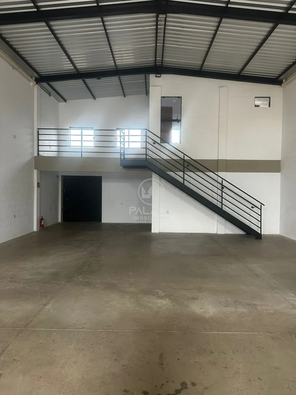 Barracão disponivel para locação
