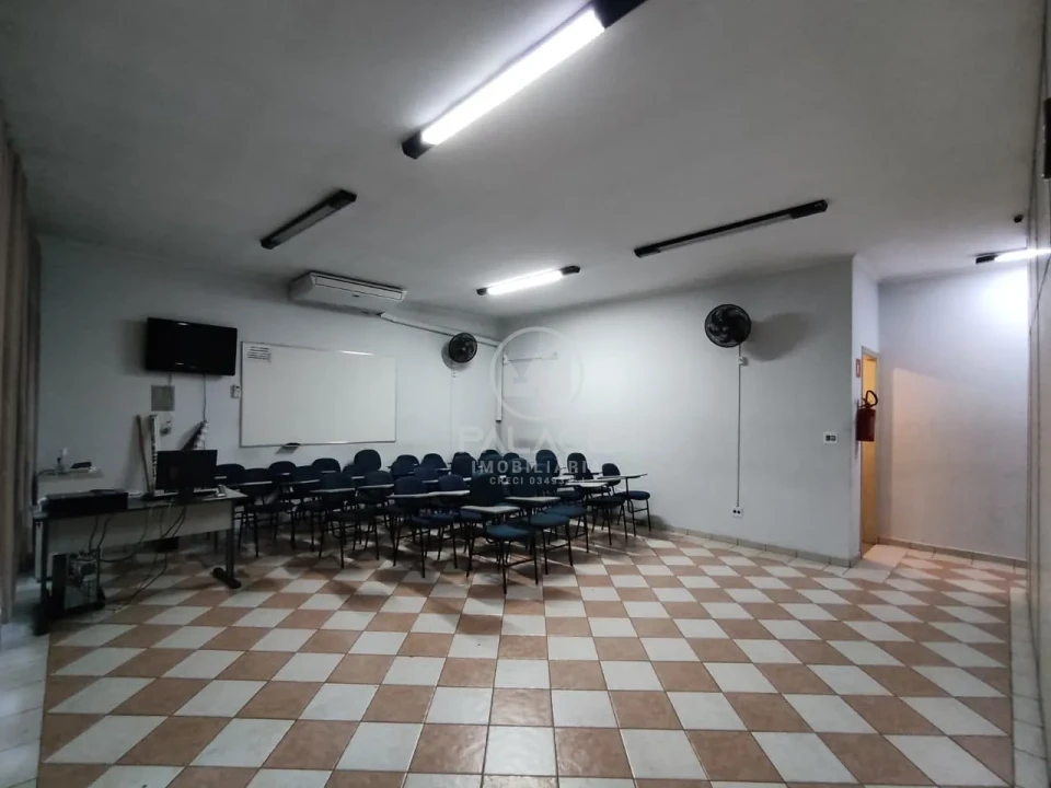 Prédio Inteiro, 45 m² - Foto 3