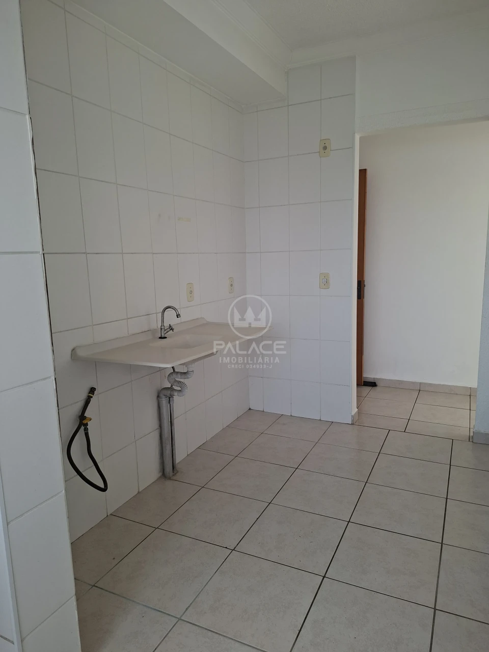 Apartamento para alugar no Condominio Recanto do Jupia.