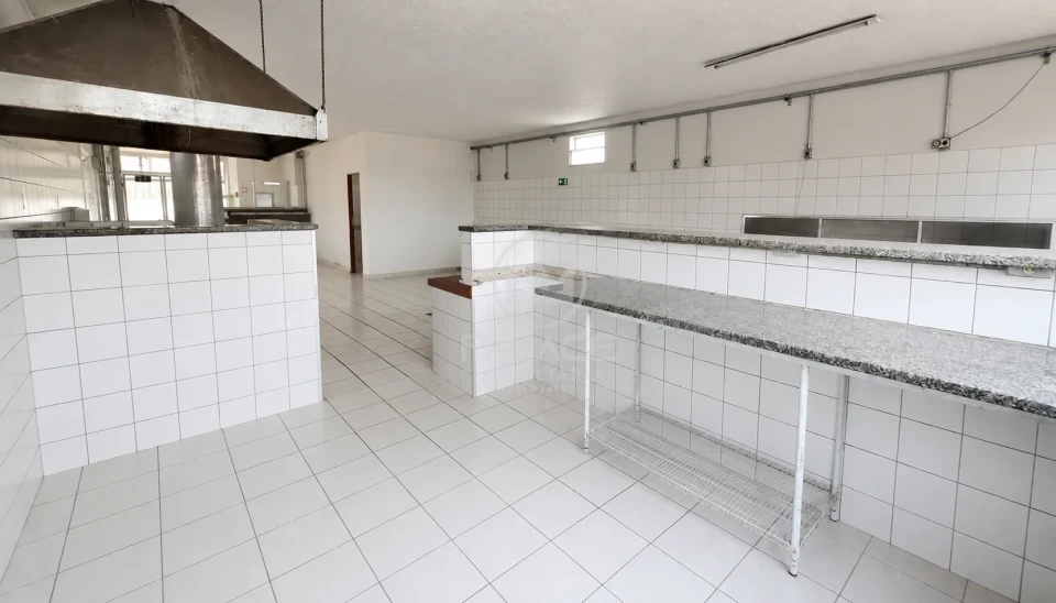SALAO PARA LOCAÇÃO / VILA REZENDE